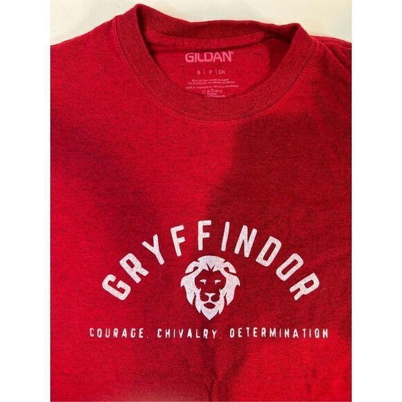 Gryffindor Graphic T-shirt Men’s Small Red - Picture 3 of 4